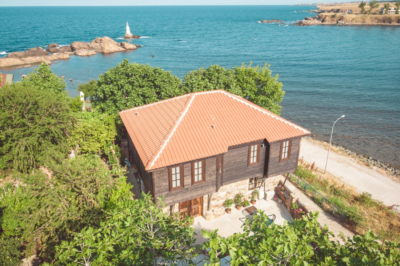 ГРЪЦКАТА КЪЩА