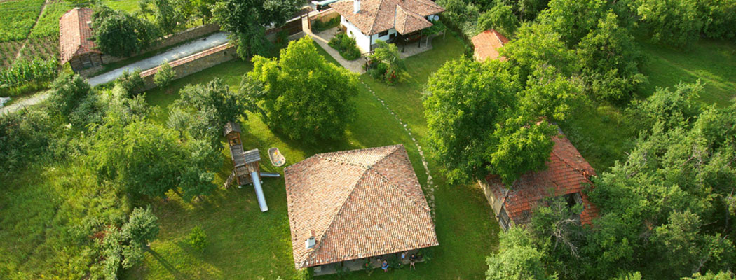 СЛЪНЧЕВАТА КЪЩА-1