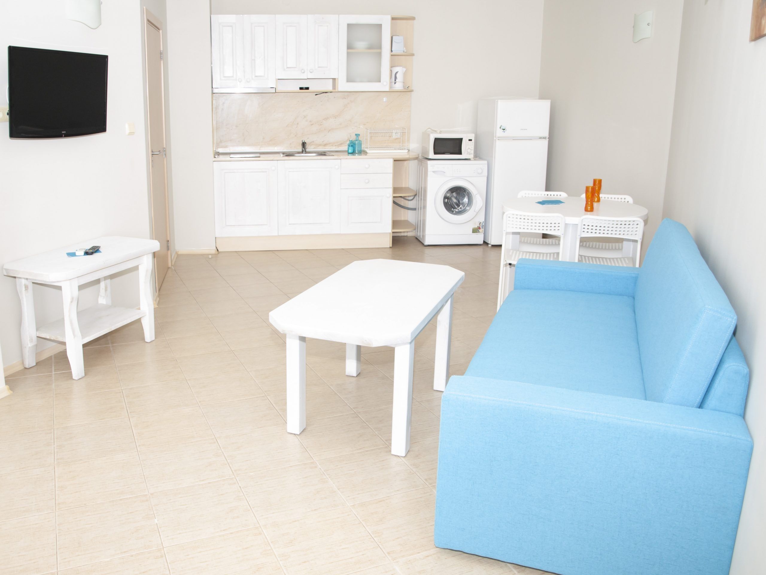 РЕДЖИНА МАРЕ