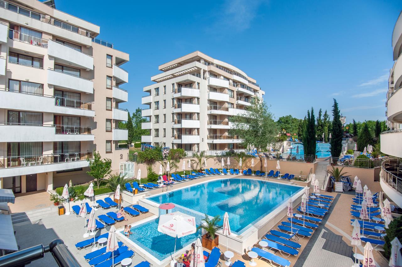 ЧЕРВЕН САЛОН