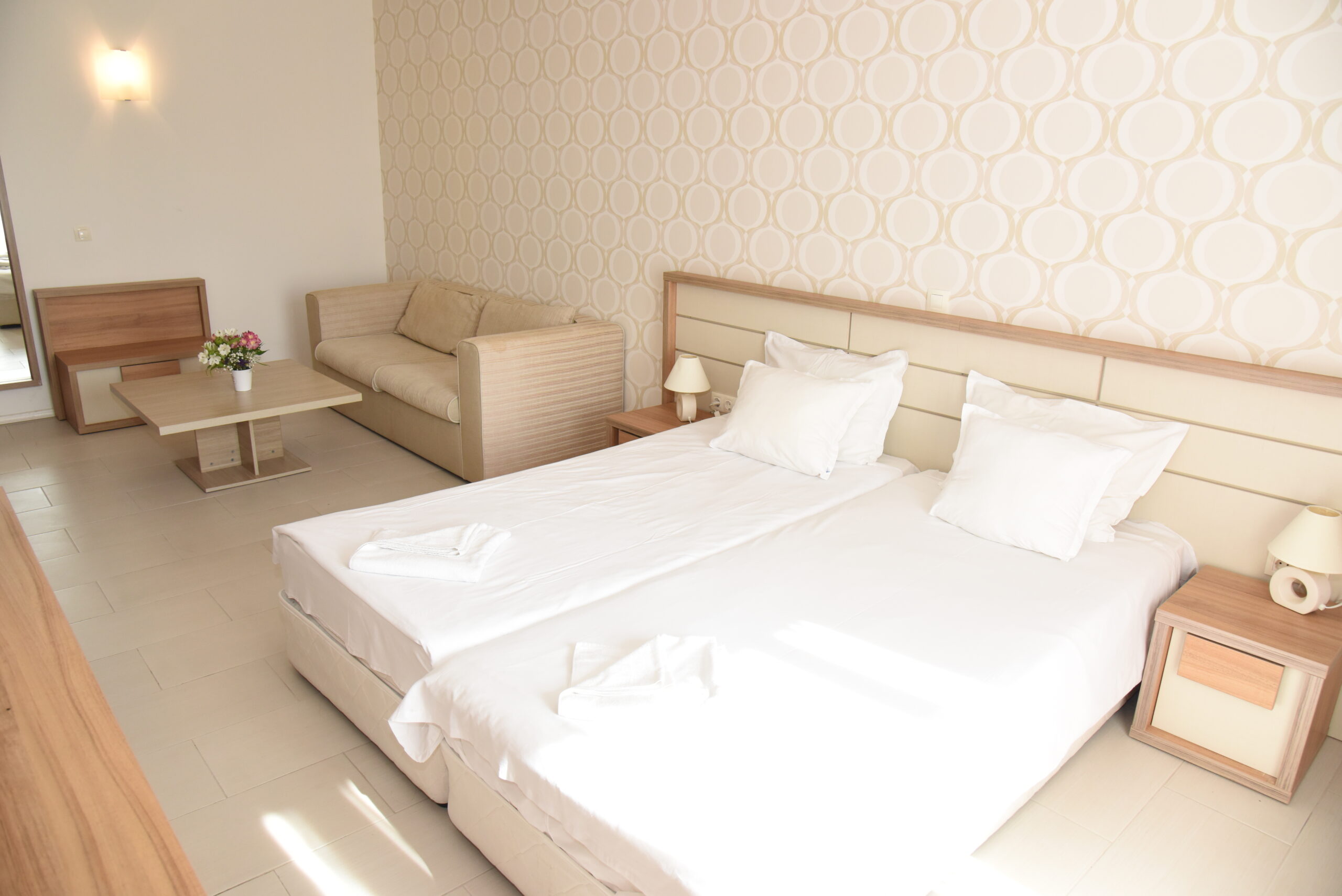 "Парадайс Гардън"