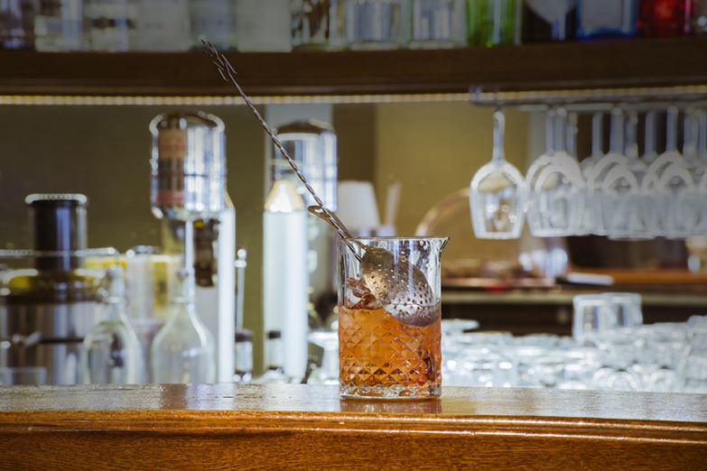 "Бай дъ сии"