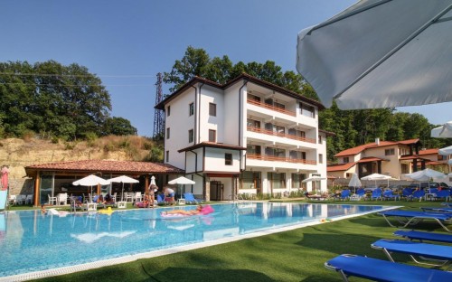 ЕКО ПАРК ХЪНТЪРС БИЙЧ АП. 32