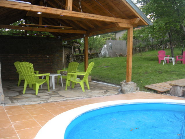 ХЕПИНЕС БУКОВЕЦ