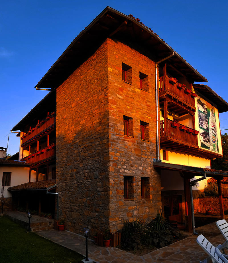 ХАНЧЕ ЯКОВЦИ